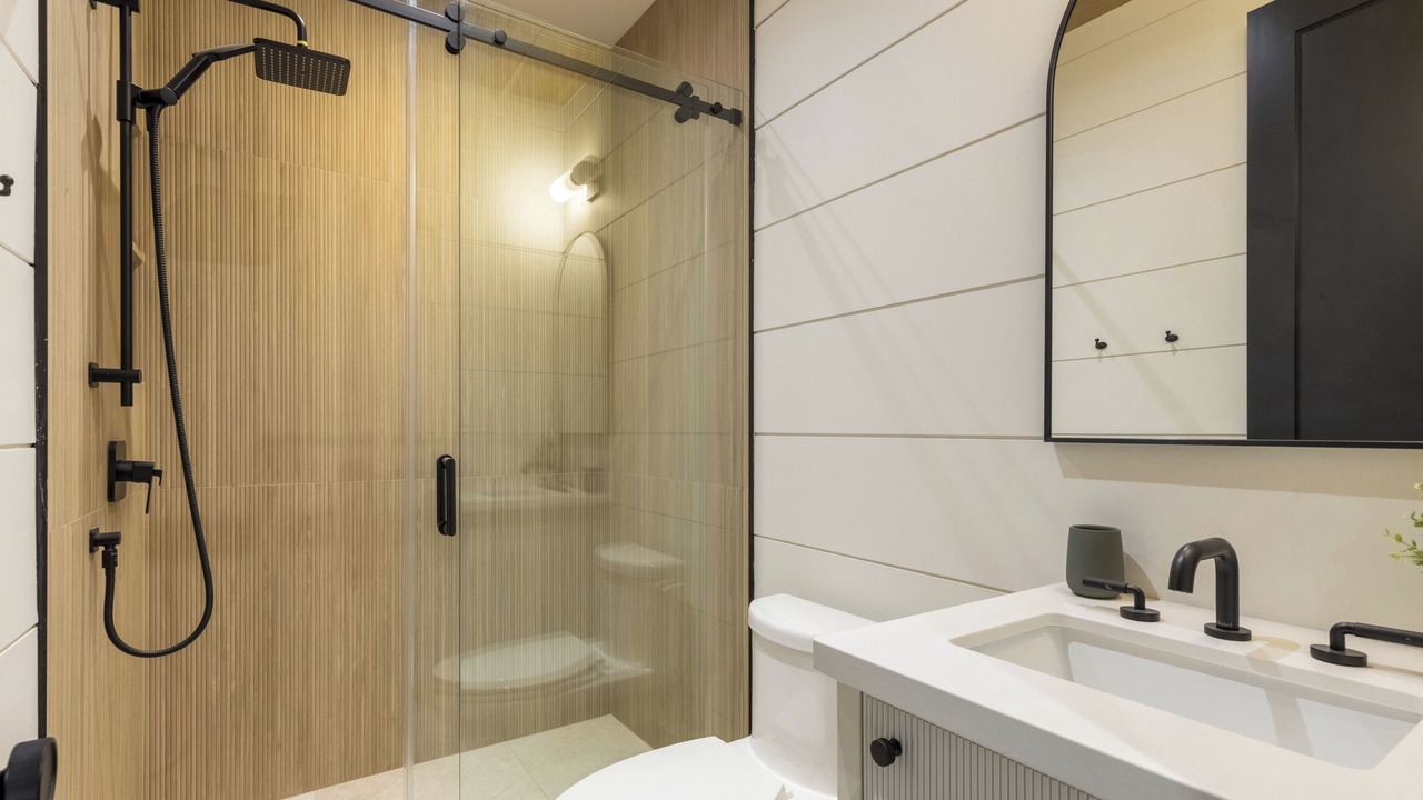 Photo of Bathroom in Muskoka Lakes