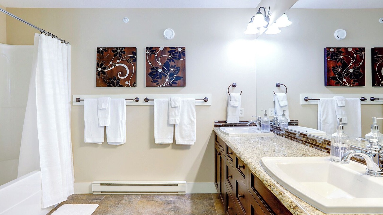 Photo of Bathroom in Silver Star Mountain
