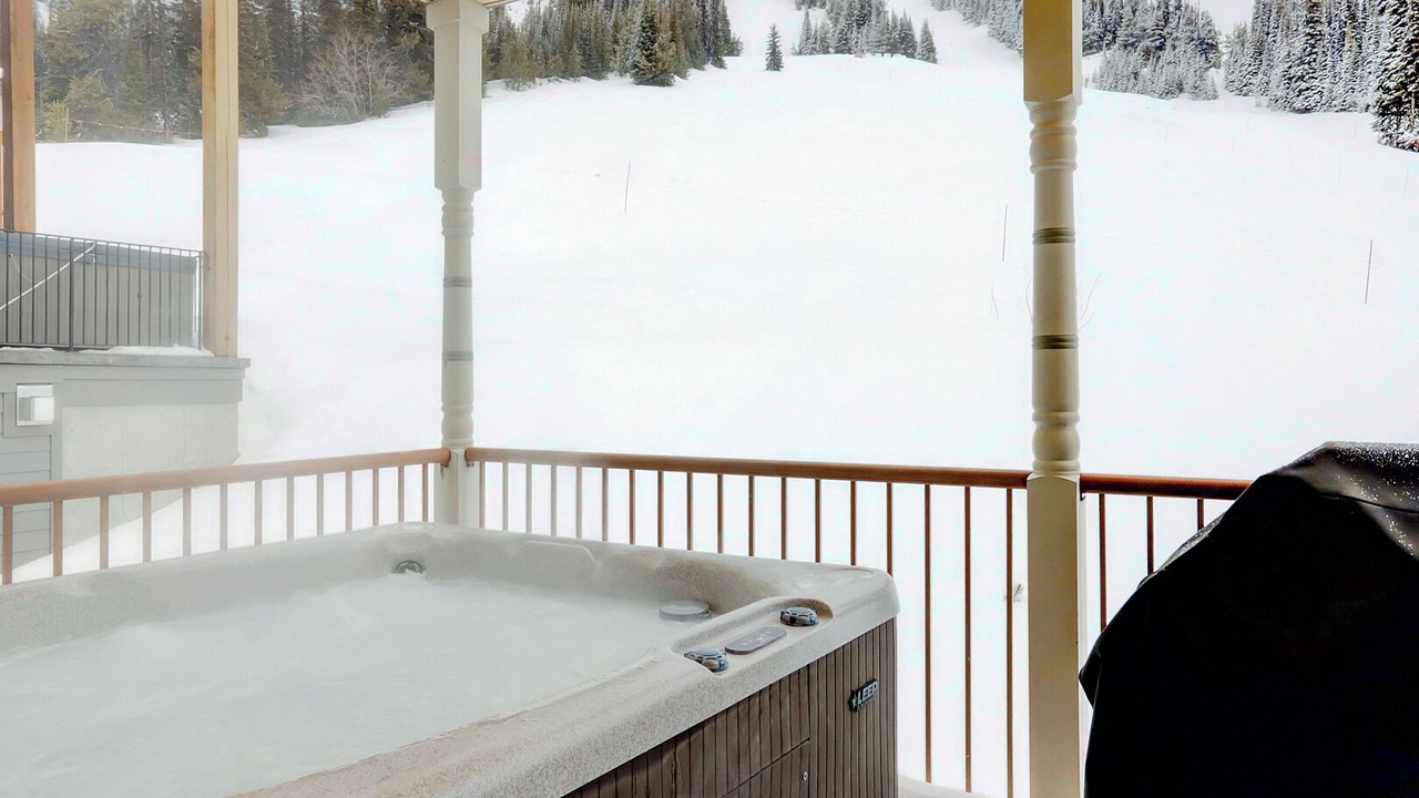 Photo of Outdoor in Silver Star Mountain