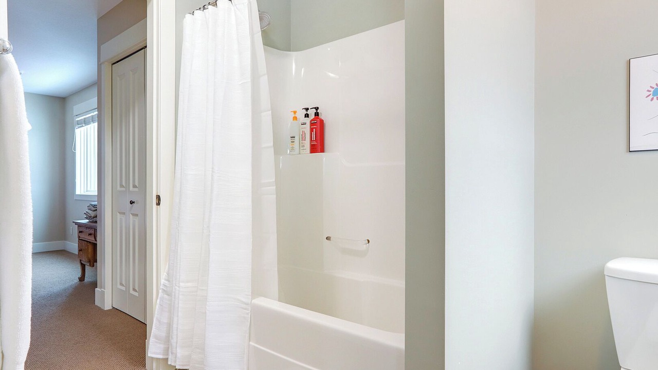 Photo of Bathroom in Silver Star Mountain