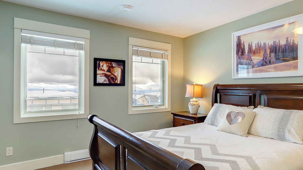 Photo of Bedroom in Silver Star Mountain