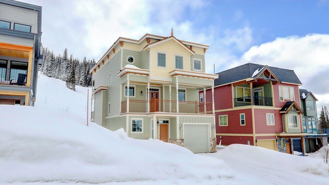 Photo of Outdoor in Silver Star Mountain