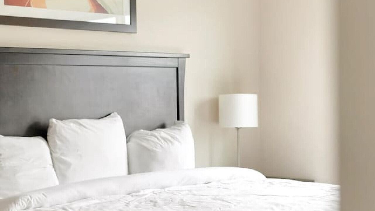 Photo of Bedroom in Harrison Hot Springs