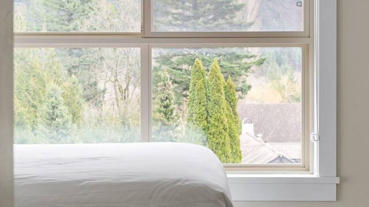 Photo of Bedroom in Harrison Hot Springs