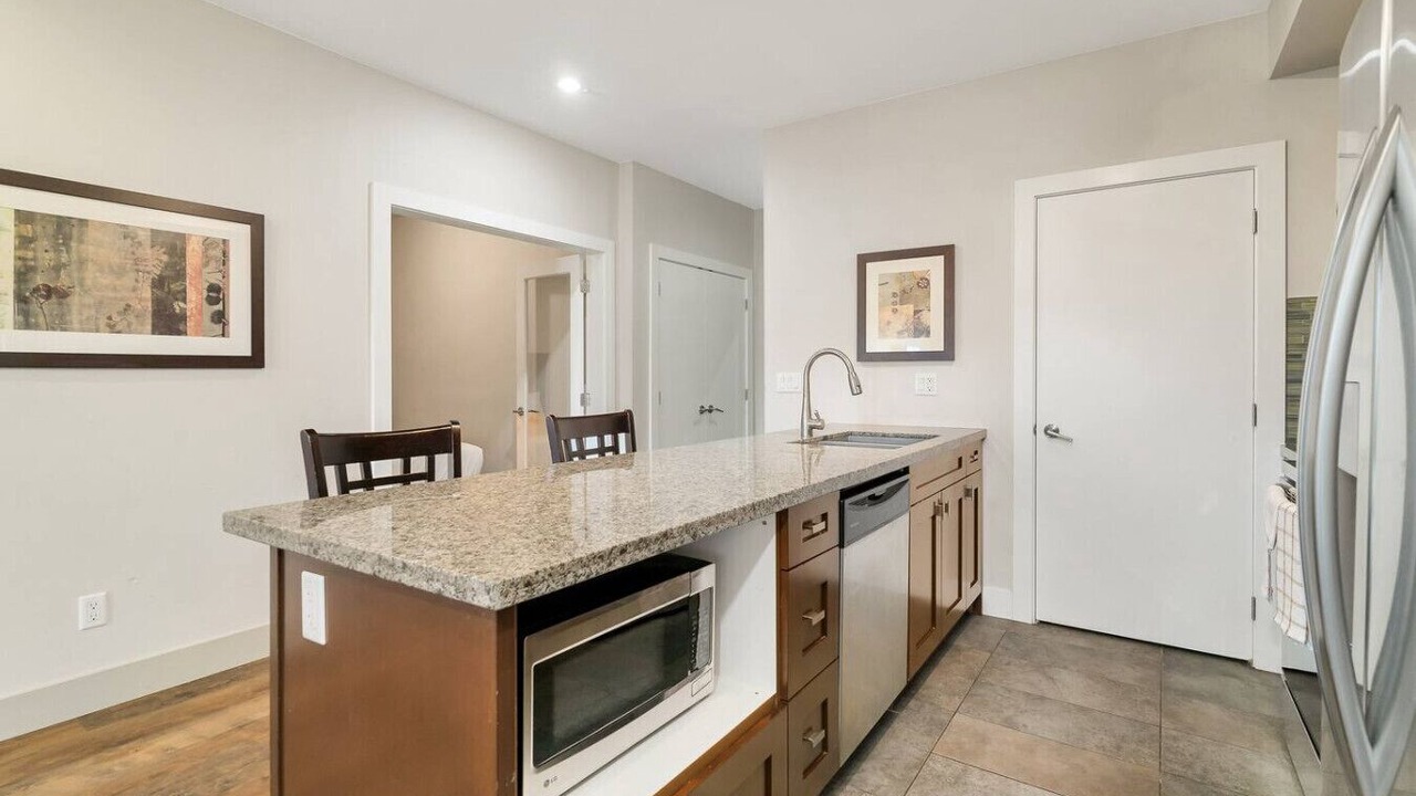 Photo of Kitchen in Harrison Hot Springs