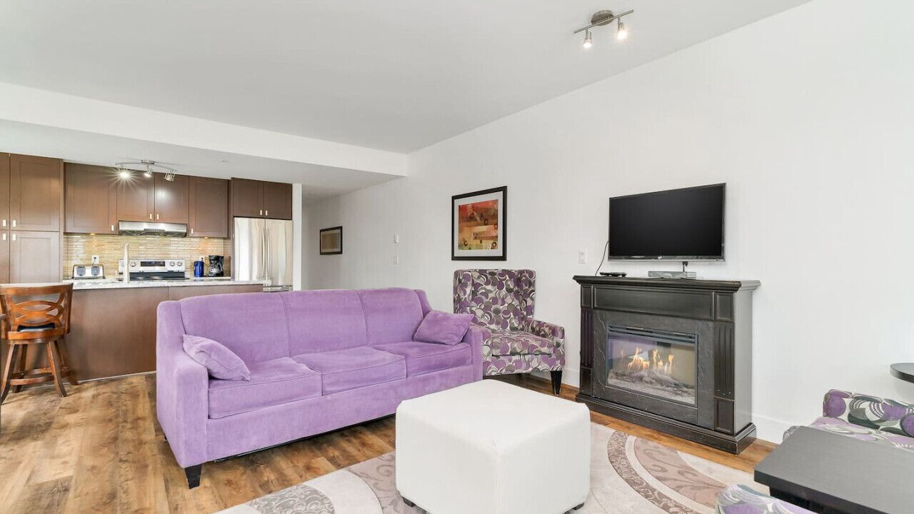 Photo of Livingroom in Harrison Hot Springs