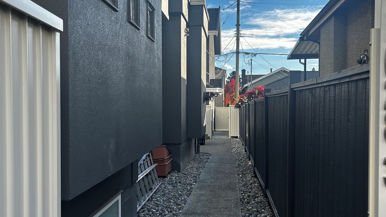 Photo of Outdoor in Oakridge