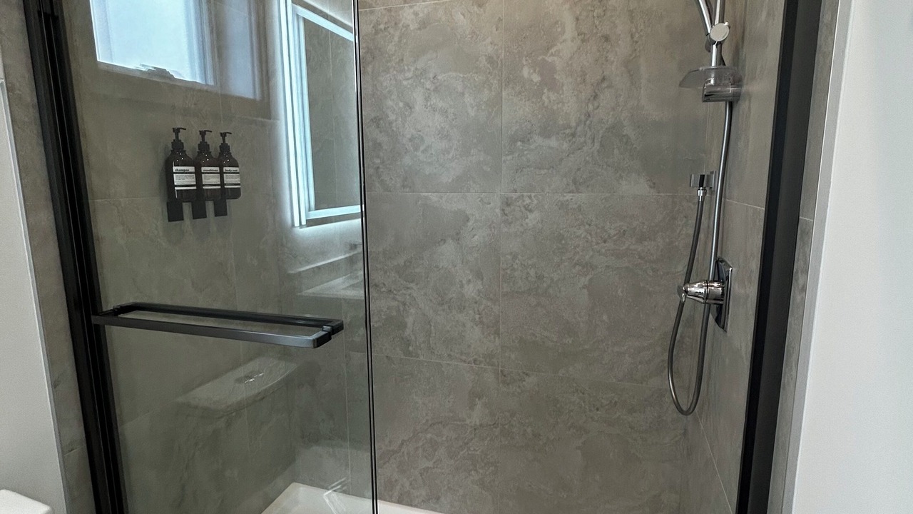Photo of Bathroom in Oakridge