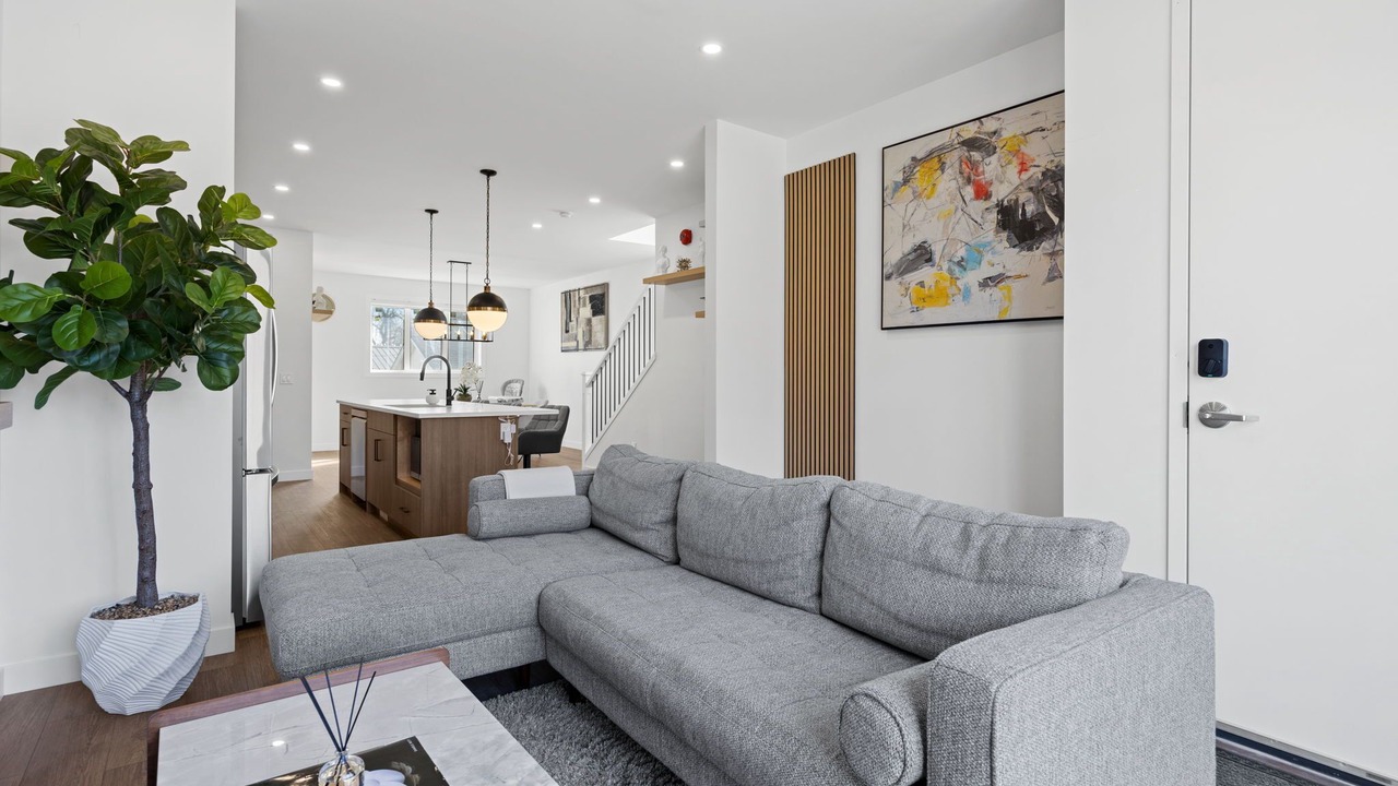 Photo of Livingroom in Tuxedo Park