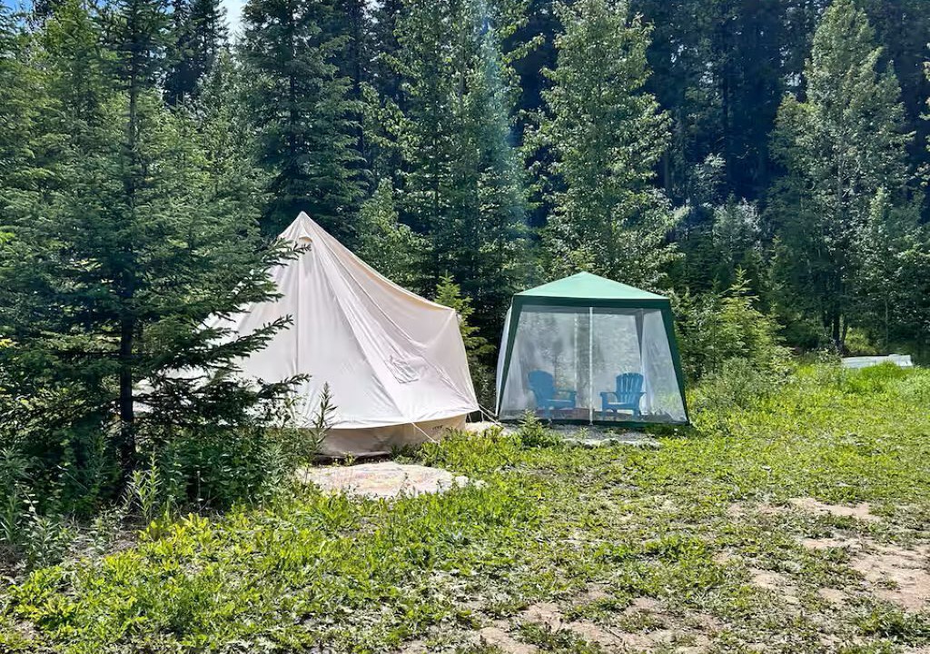 Photo of Outdoor in Golden