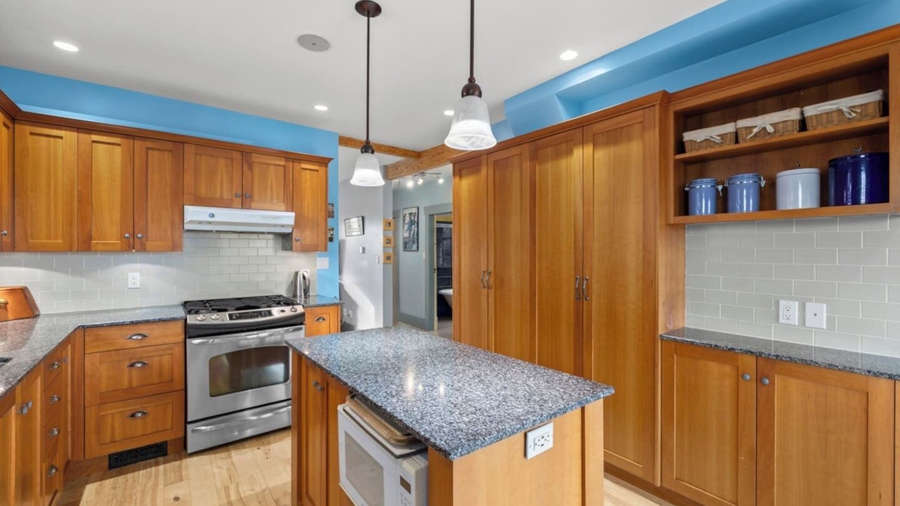 Photo of Kitchen in East Side