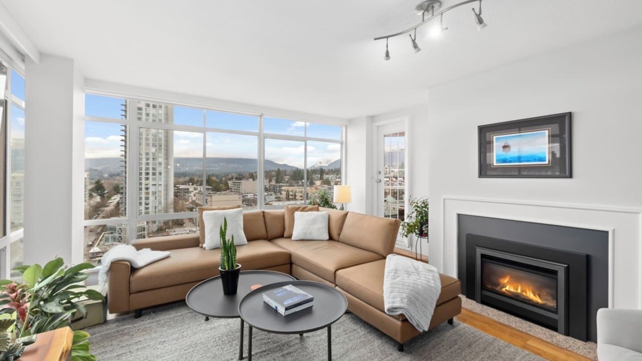 Photo of Livingroom in Lower Lonsdale
