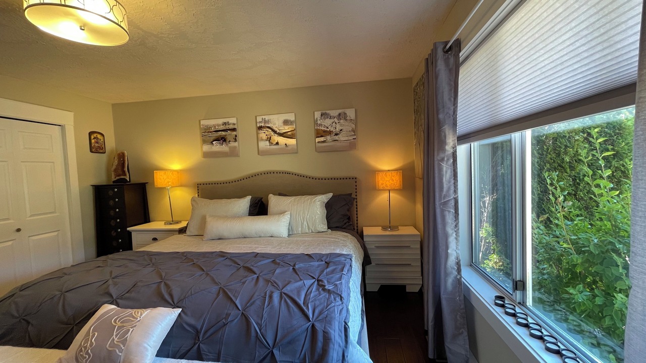 Photo of Bedroom in Saanich West