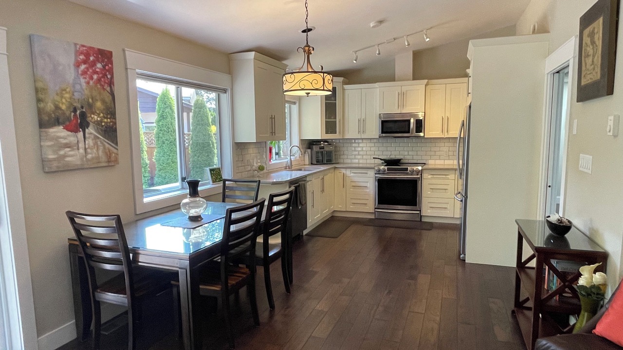 Photo of Kitchen in Saanich West