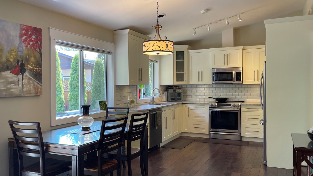Photo of Kitchen in Saanich West