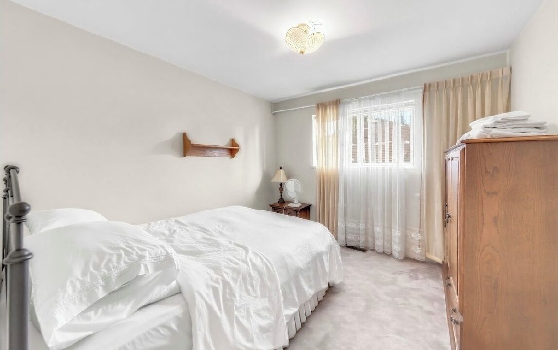 Photo of Bedroom in Delta