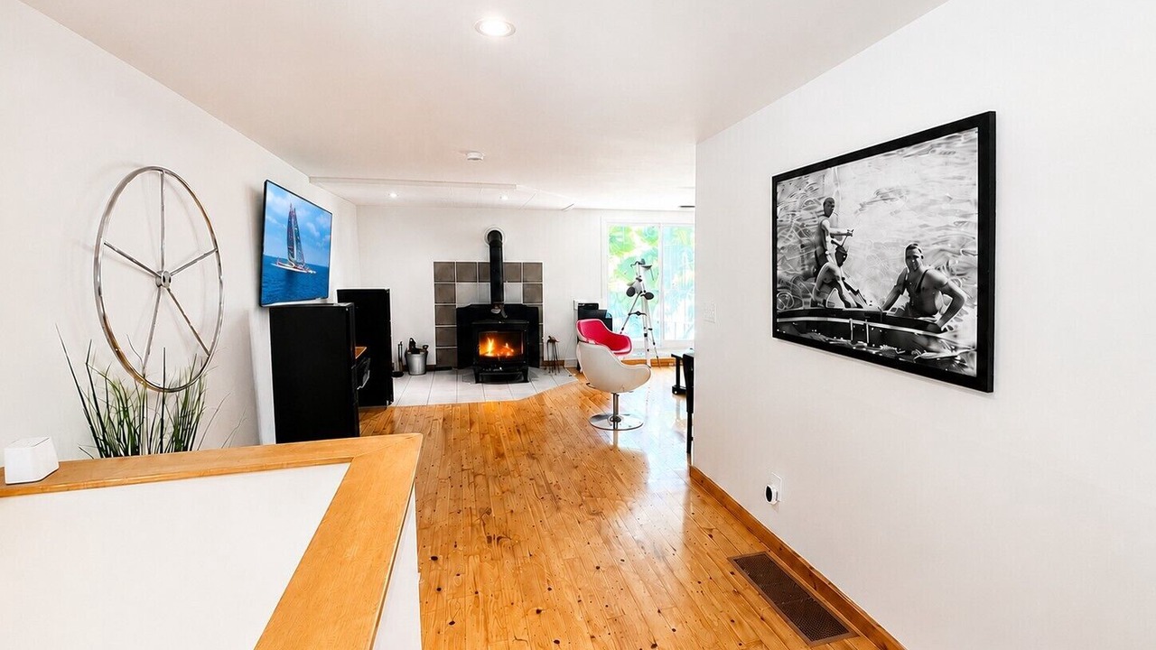 Photo of Bedroom in Waupoos
