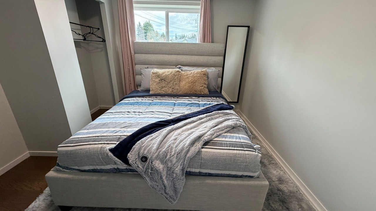 Photo of Bedroom in Delta