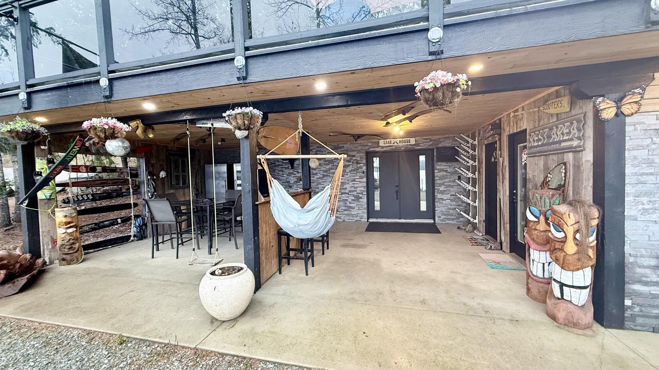 Photo of Outdoor in Anglemont