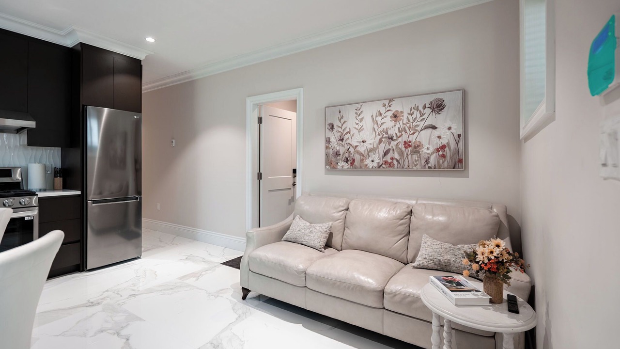 Photo of Livingroom in Burnaby