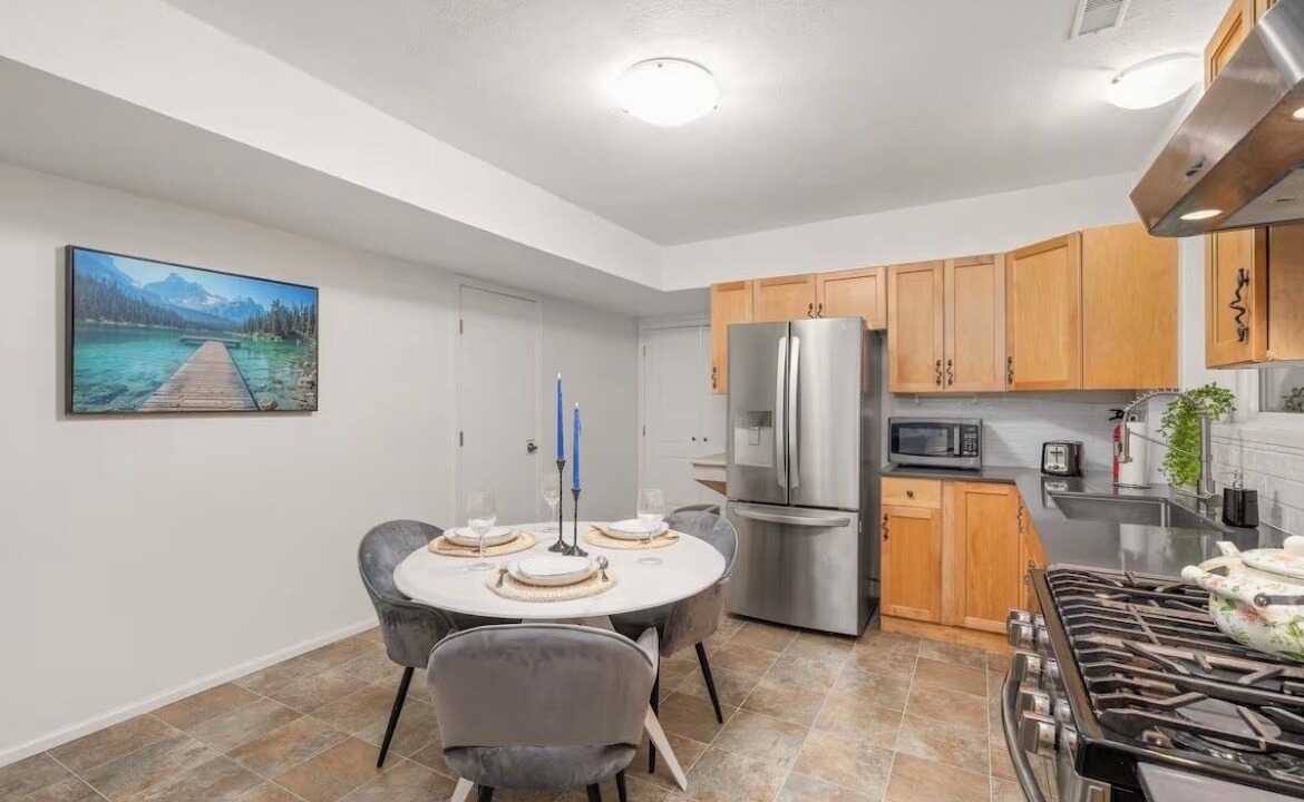 Photo of Kitchen in West Vancouver