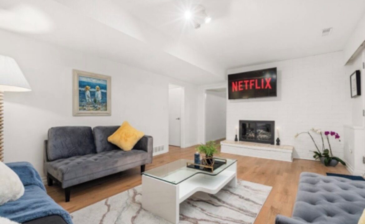 Photo of Livingroom in West Vancouver