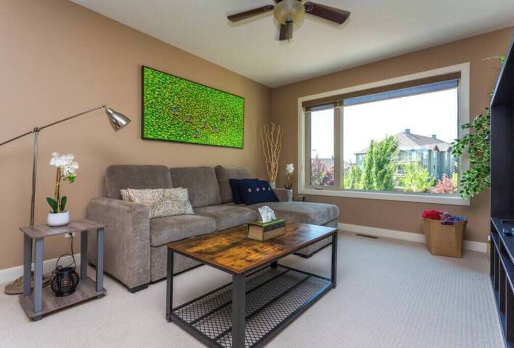 Photo of Livingroom in Cochrane