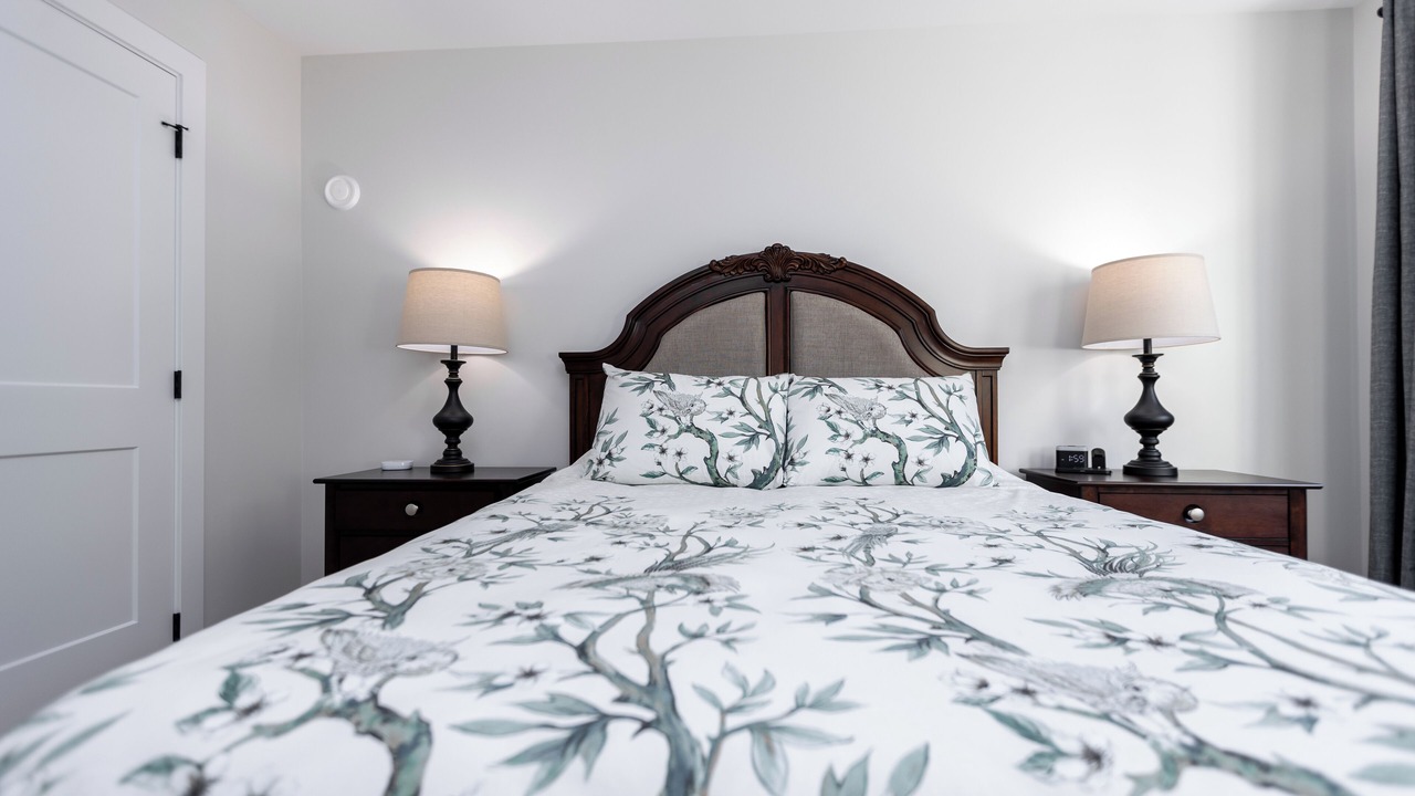Photo of Bedroom in Colwood
