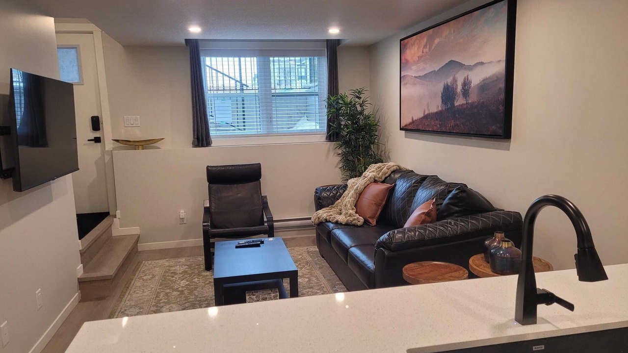 Photo of Livingroom in Auburn Bay