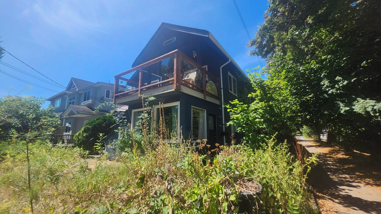 Photo of Outdoor in East Side