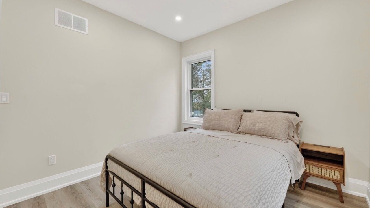 Photo of Bedroom in Oro-Medonte