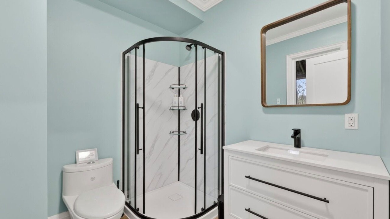 Photo of Bathroom in Oro-Medonte