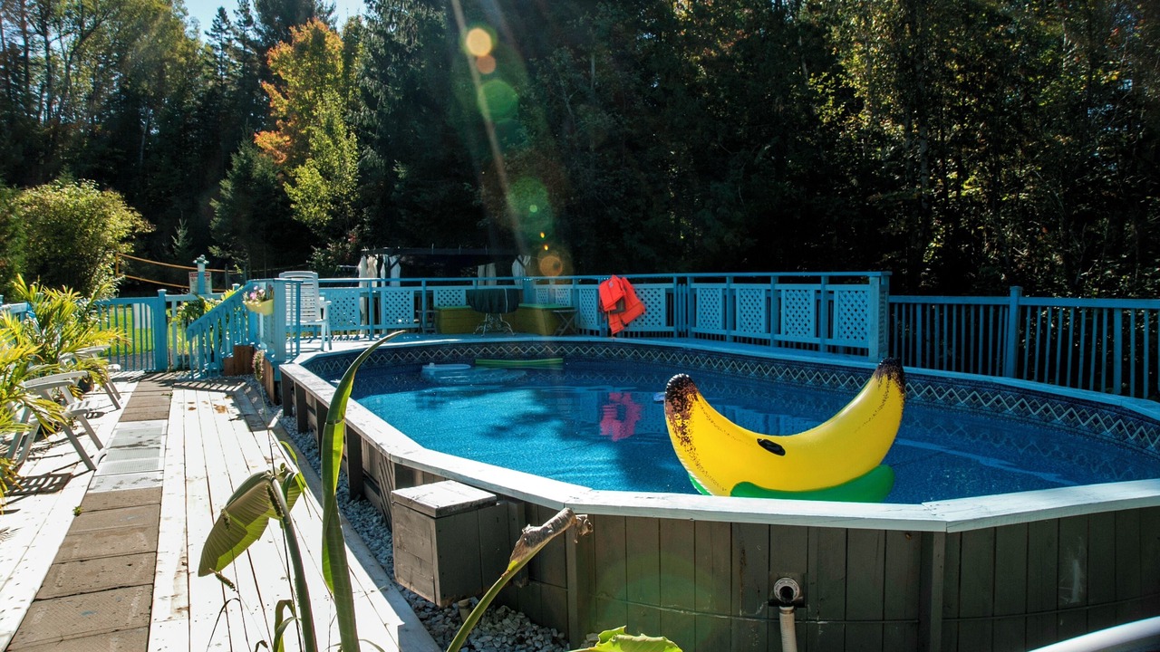 Photo of Outdoor in Chertsey