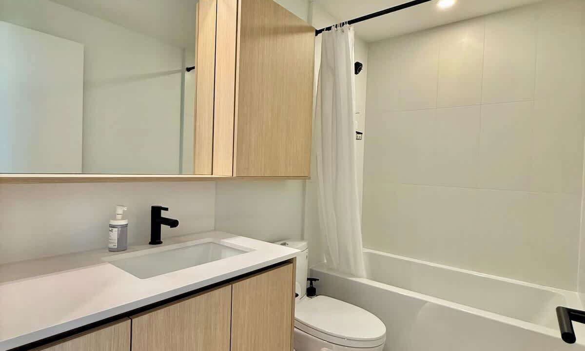 Photo of Bathroom in East Clayton