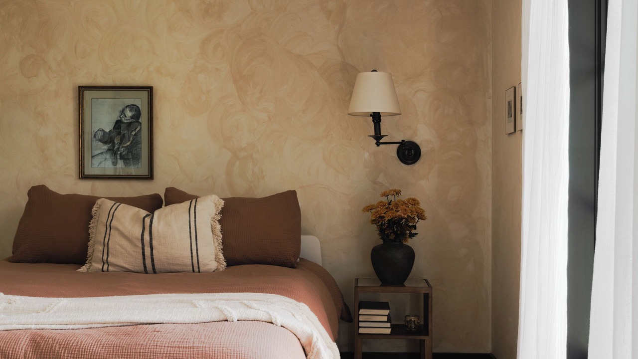 Photo of Bedroom in Canyon Heights