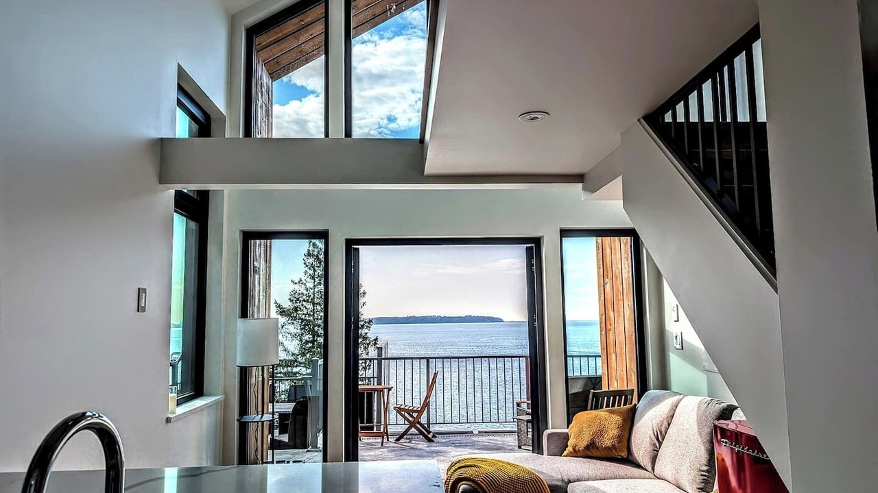 Photo of Bedroom in Bowen Island