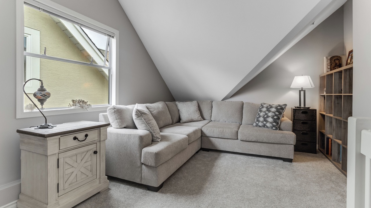Photo of Livingroom in Grandview-Woodland