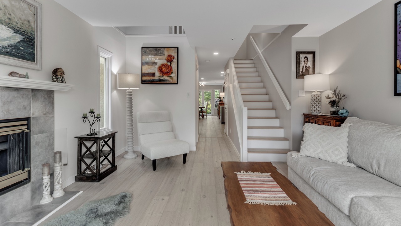 Photo of Livingroom in Grandview-Woodland
