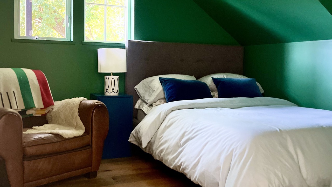 Photo of Bedroom in Kensington-Cedar Cottage