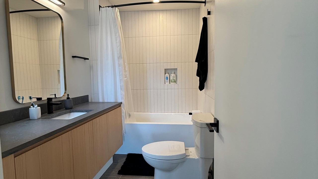 Photo of Bathroom in Mayne Island