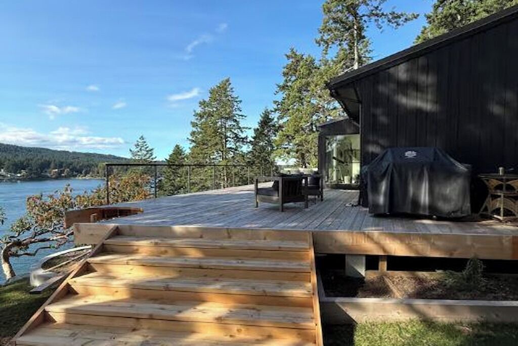 Photo of Outdoor in Mayne Island