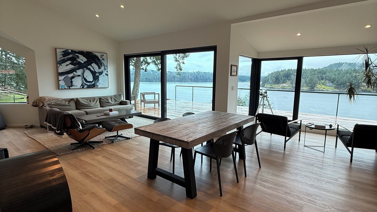 Photo of Others in Mayne Island