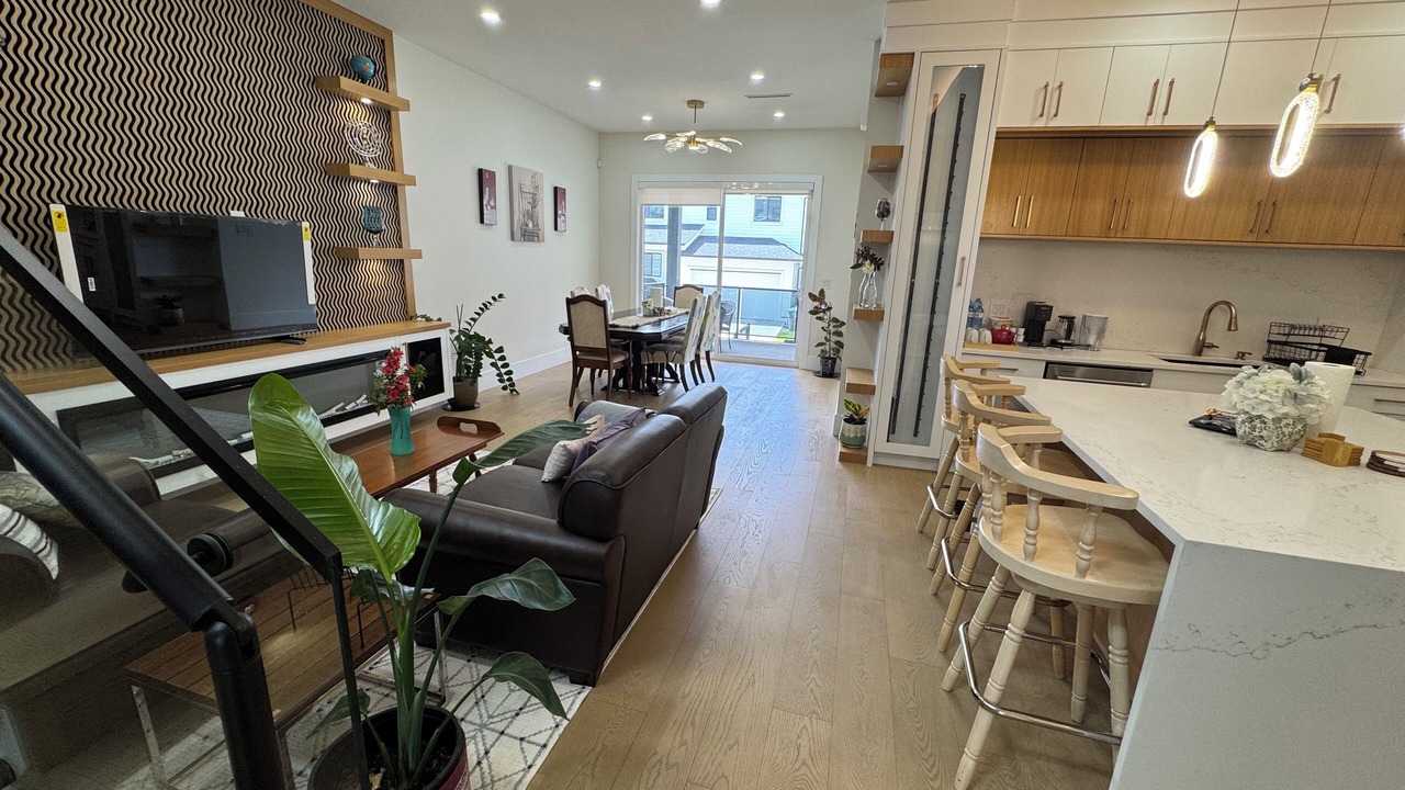 Photo of Livingroom in Surrey