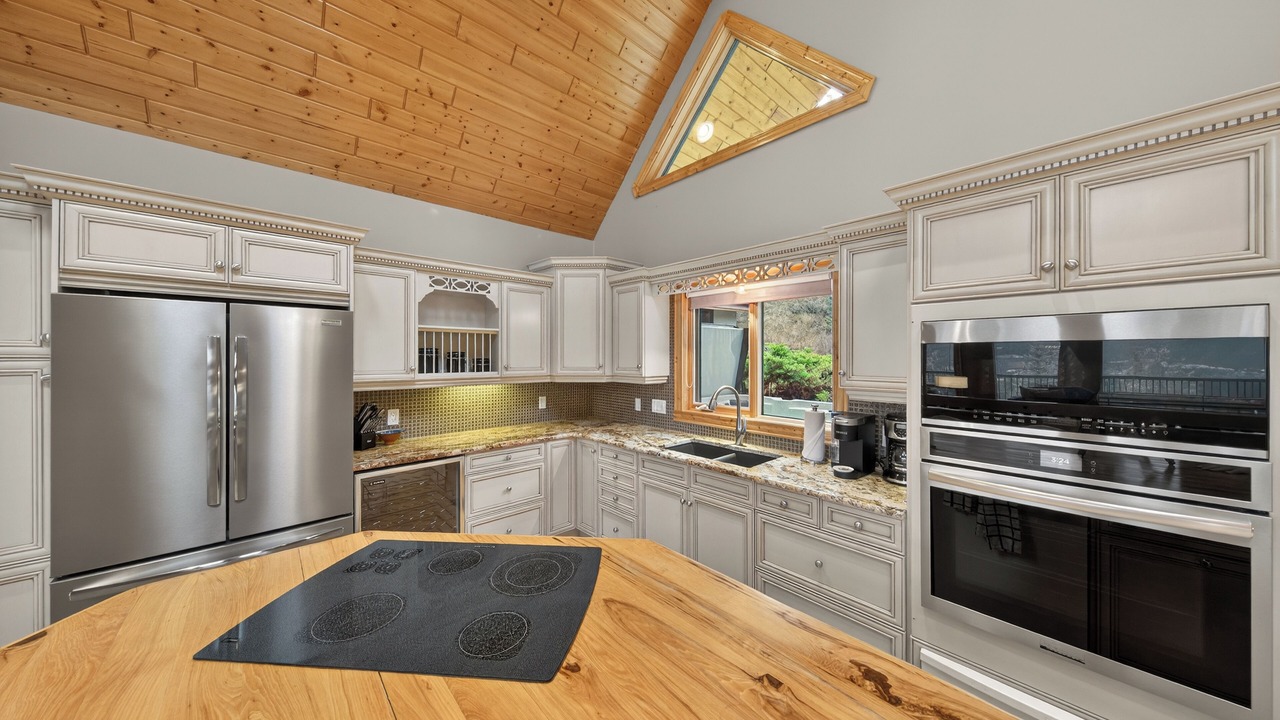 Photo of Kitchen in East Kootenay