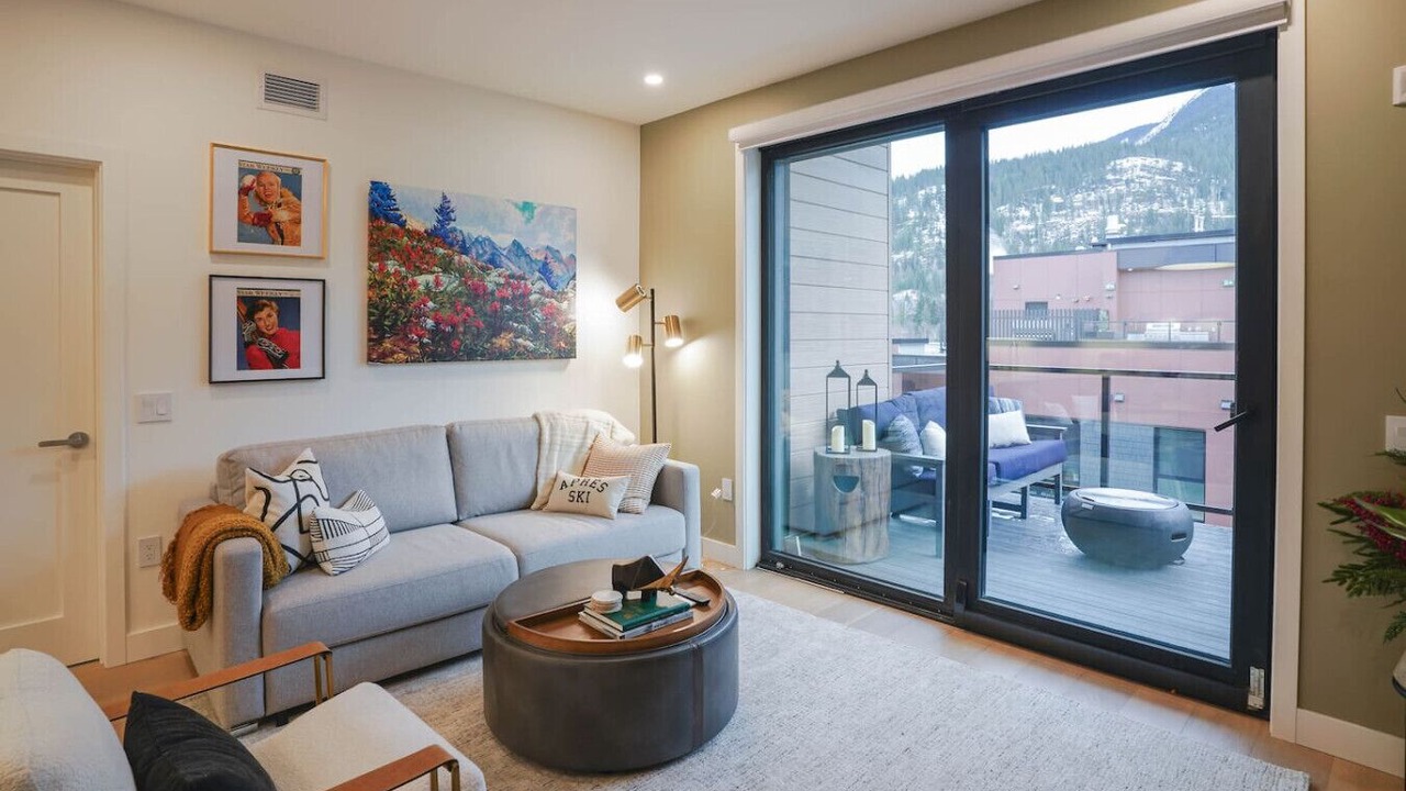 Photo of Livingroom in Revelstoke