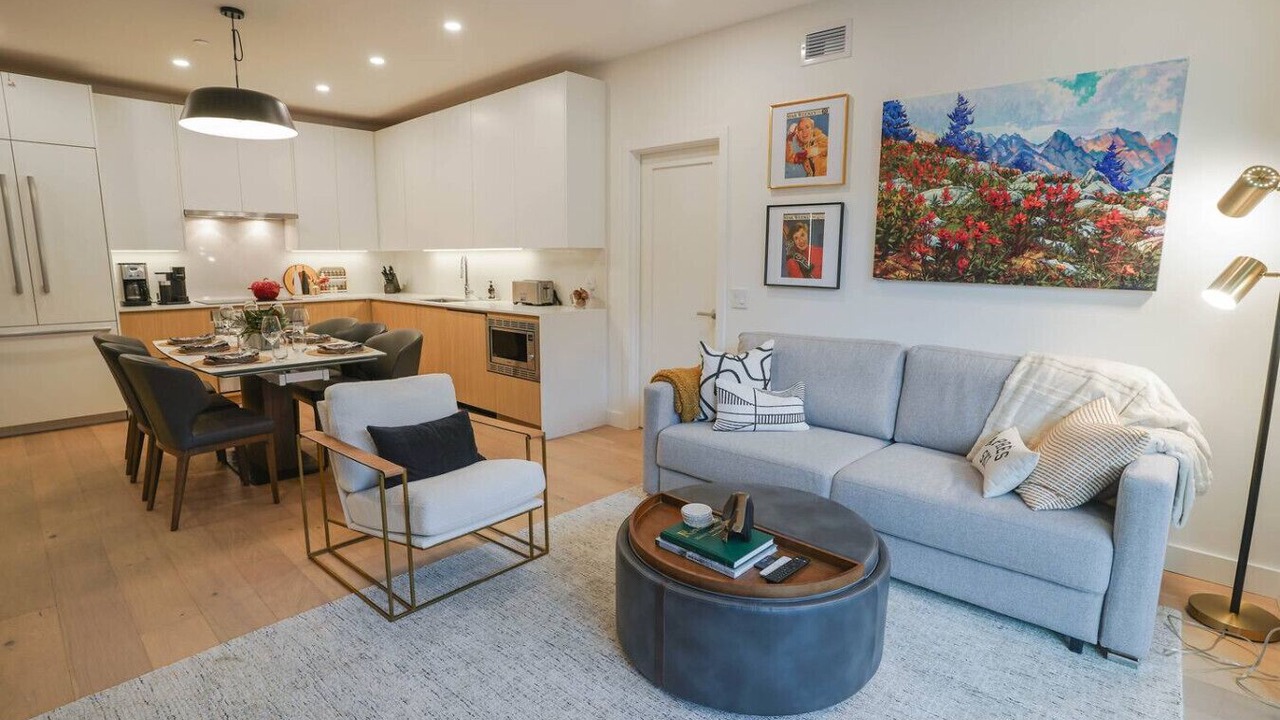 Photo of Livingroom in Revelstoke