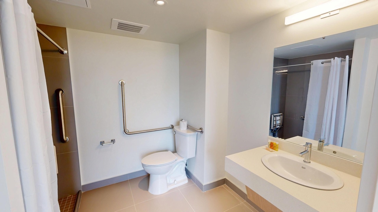 Photo of Bathroom in Harbord Village