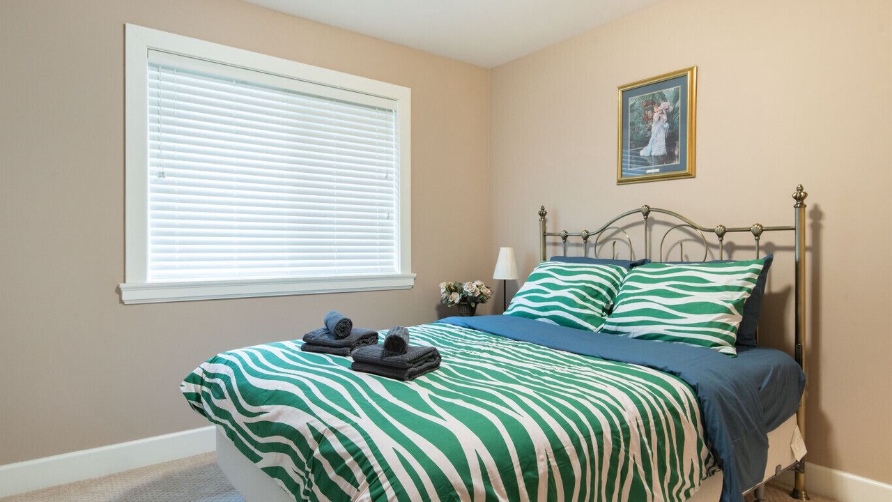 Photo of Bedroom in Burke Mountain