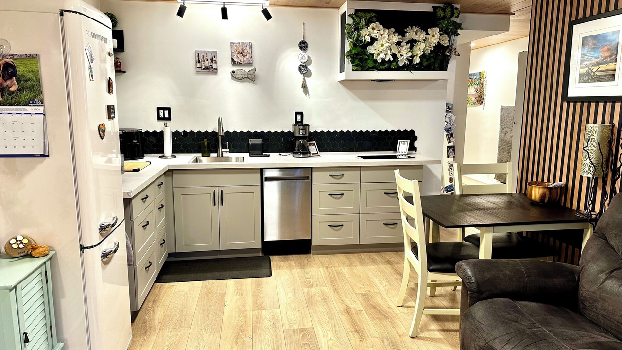 Photo of Kitchen in Campbell River