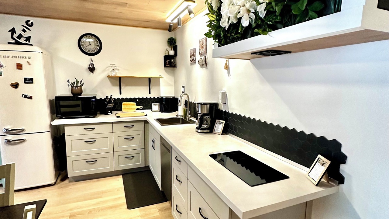 Photo of Kitchen in Campbell River